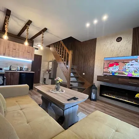 From Sunrise To Sunset At Oak Szmoljan